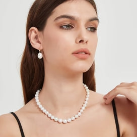 Graduation Glamour: Celebrate Milestones with Pearl Jewelry from House of Pearls