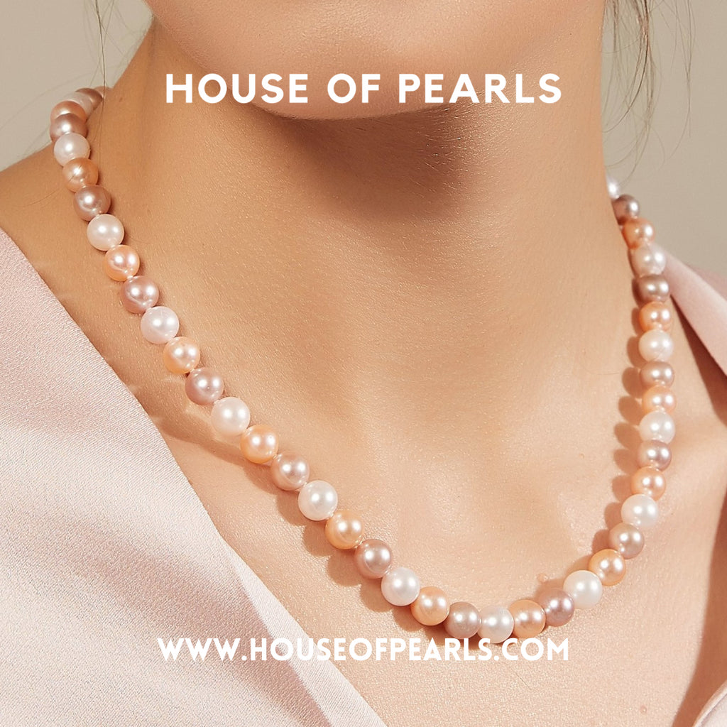 Show Mom How Much You Appreciate Her With an Unforgettable Pearl Jewelry Gift