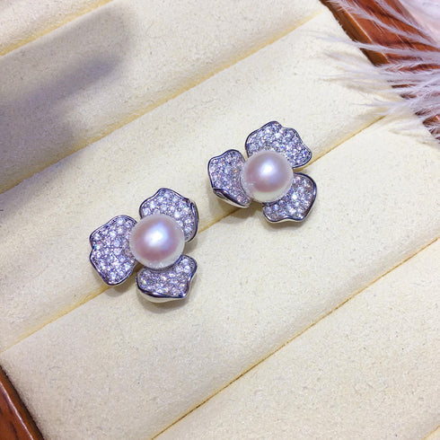 Earrings floral design with cubic zirconia petals and pink pearl centers, 5–5.5mm CZ, silver-tone
