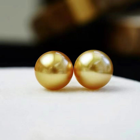 Golden South Sea pearl stud earrings, 12–13mm, classic solitaire design
