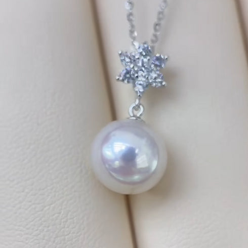 11-12mm Freshwater Pearl Snowflake Pendant Necklace