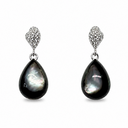 8–9mm Black Mother of Pearl Teardrop Heart Earrings