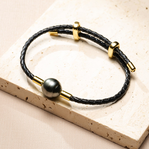Bracelet, black braided leather with gold-tone hardware and a 9-10mm Tahitian pearl centerpiece