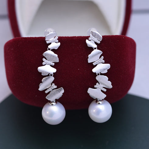 11-12mm Freshwater Pearl & Dancing Butterfly Earrings - House Of Pearls