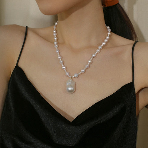 White Bold Baroque Pearl Pendant Necklace - House Of Pearls