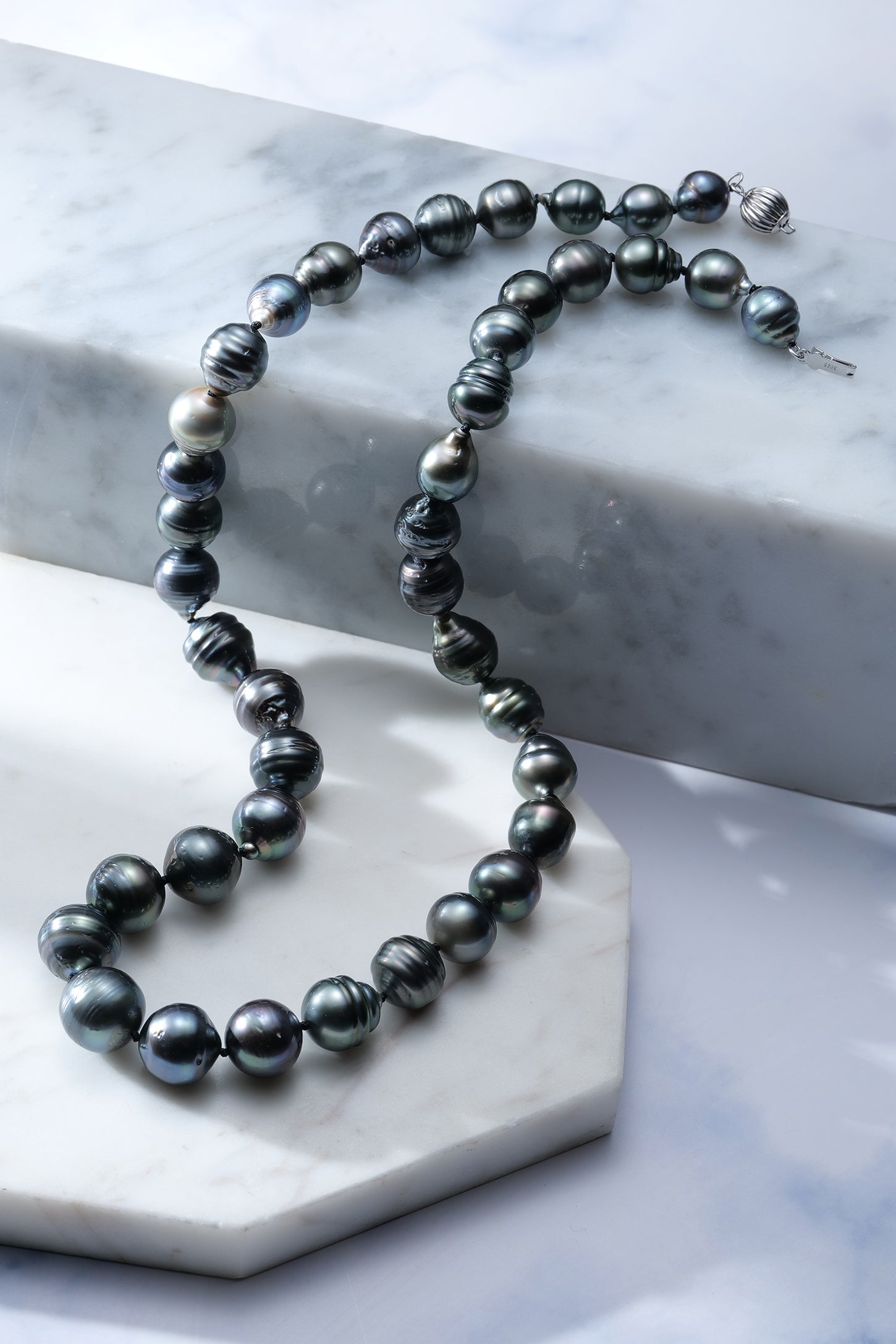 Tahitian Pearl Baroque Circle Necklace with 8-11mm AAA-grade dark pearls on a delicate chain