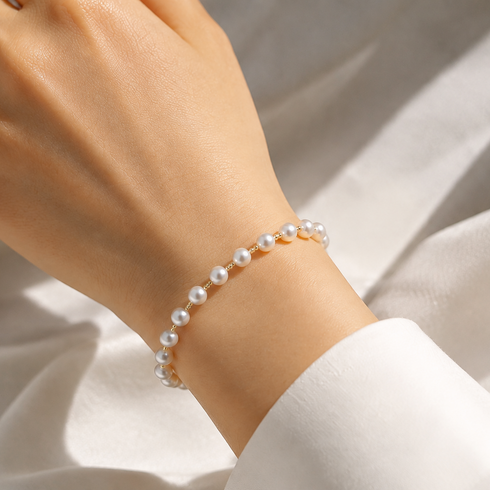 5–6mm Freshwater Pearl Dainty Station Bracelet