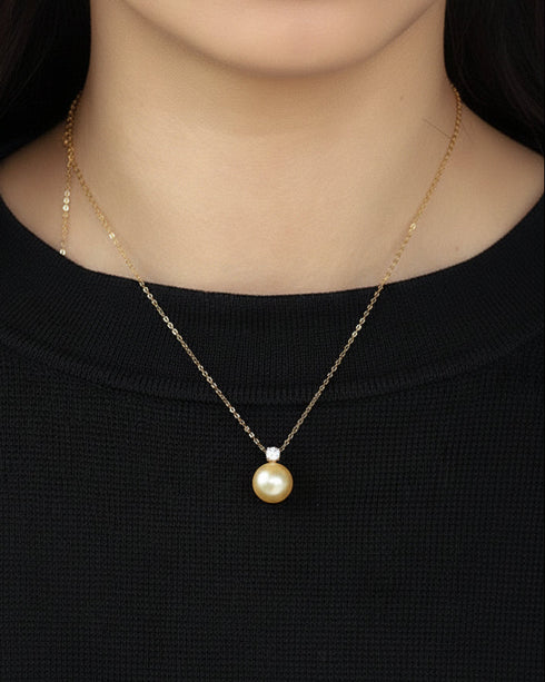Fairy Drop Golden South Sea Pearl 18K Gold Pendant Necklace