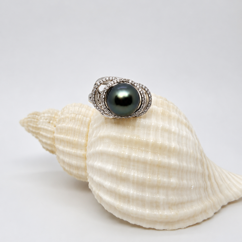 Ring, 11–12mm Tahitian Pearl Ocean Weave by House Of Pearls, silver band with pavé diamond accents