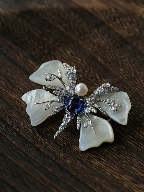 5–6mm Pearl White Shell Butterfly Brooch