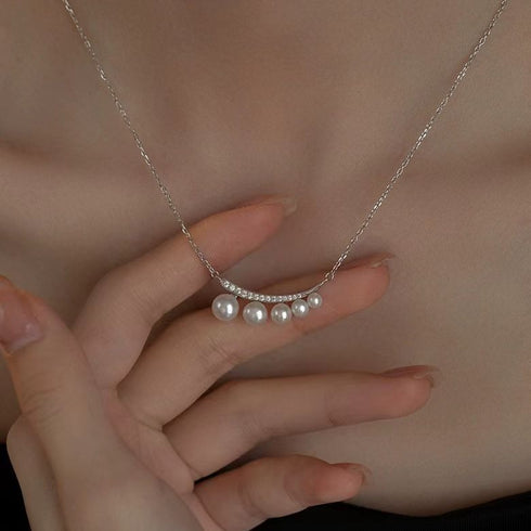 Crescent Moon Pearl Gradient Necklace - House Of Pearls