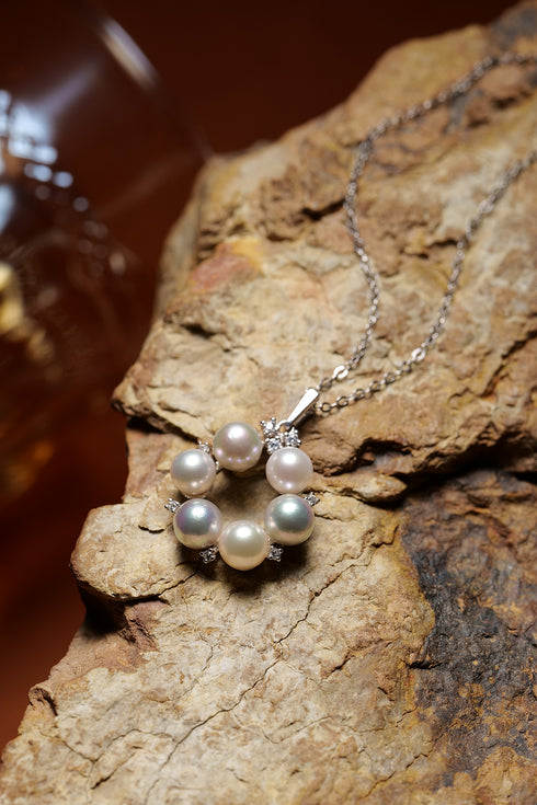 Akoya Pearl &Silver Blue Pearl Wreath Pendant Necklace