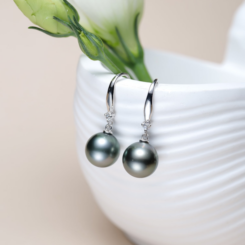 Earrings: 9–10mm Tahitian pearl solitaire hook earrings with dark grey-green pearls and diamond accents.