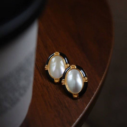 Deluxe Mabe Stud Earrings - House Of Pearls