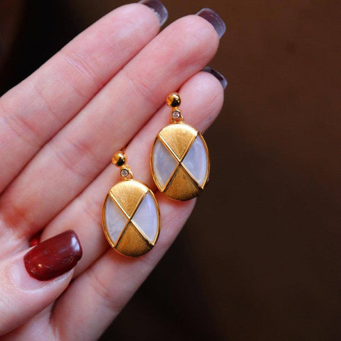 Rhombus Mother of Pearl Earrings in gold vermeil, two-tone mother-of-pearl panels, House of Pearls pair