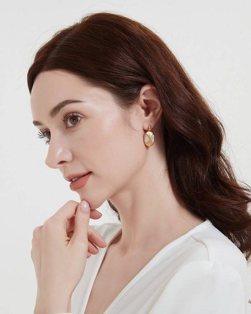 Rhombus Mother of Pearls Earrings Gold Vermeil - House Of Pearls