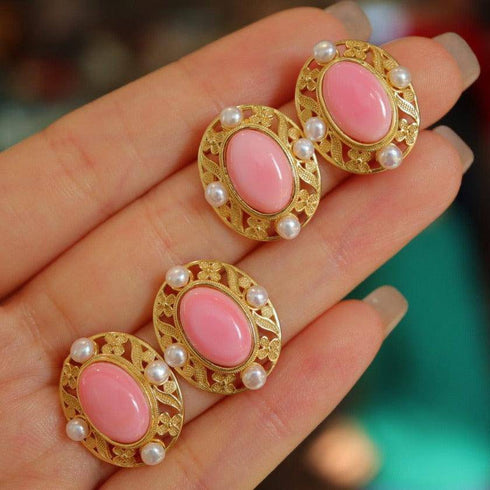 Stylish Pink Queen Conch Shell Pearls Earrings Gold Vermeil - House Of Pearls