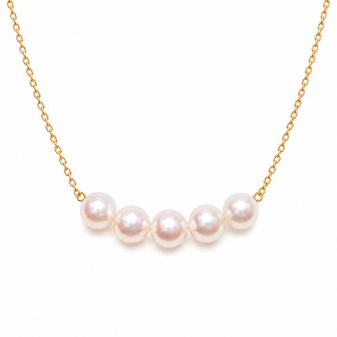 Necklace with five Akoya pearls (6.5–7.0mm) on an 18K gold chain