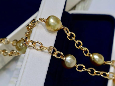 Golden South Sea Baroque Pearl Chunky Link Chain Bracelet - Bracelets made with hand-selected pearls from House of Pearls