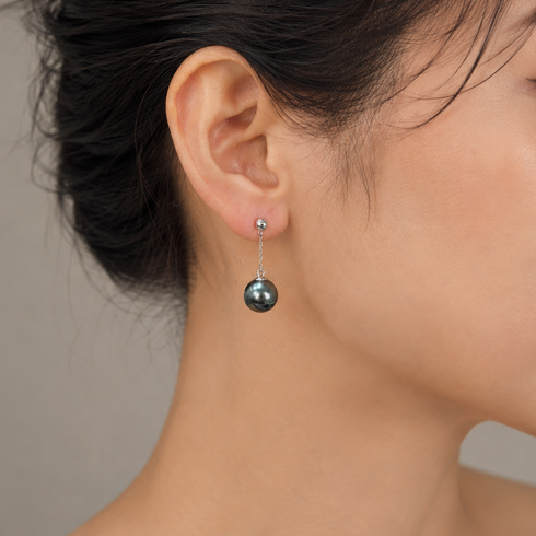 Tahitian pearl drop earring in sterling silver with dark peacock pearl