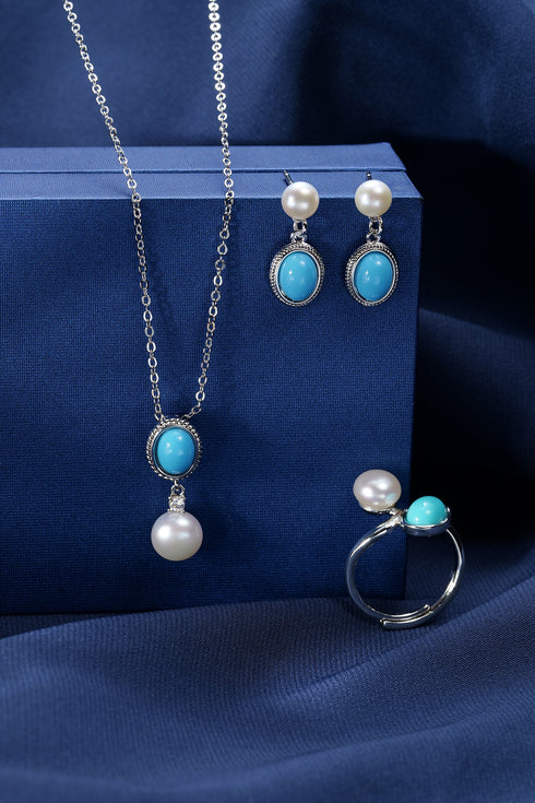 Turquoise Pearl Classic Set: silver jewelry with turquoise stones and pearls; necklace, earrings, and ring.