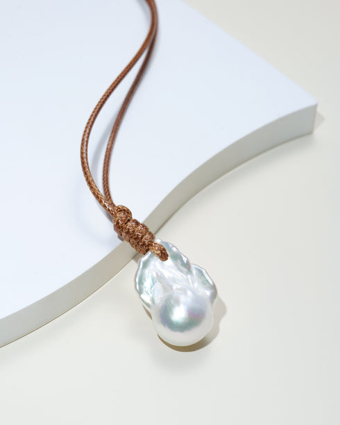 Baroque Freshwater Pearl Pendant Knotted Leather Necklace