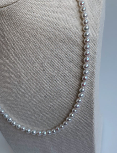 Pearl strand necklace, 5–6mm Aurora white freshwater pearls, House Of Pearls JG