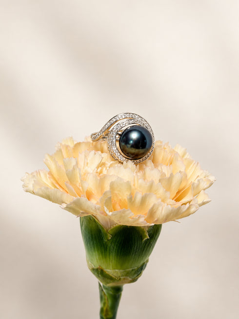Ring, 11-12mm Tahitian pearl Ocean Swirl with diamond-accented setting