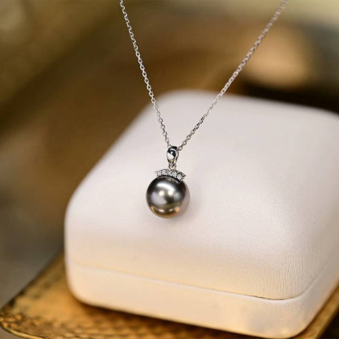10-12mm Tahitian Pearl Sisi Pendant Necklace - Necklaces made with hand-selected pearls from House of Pearls