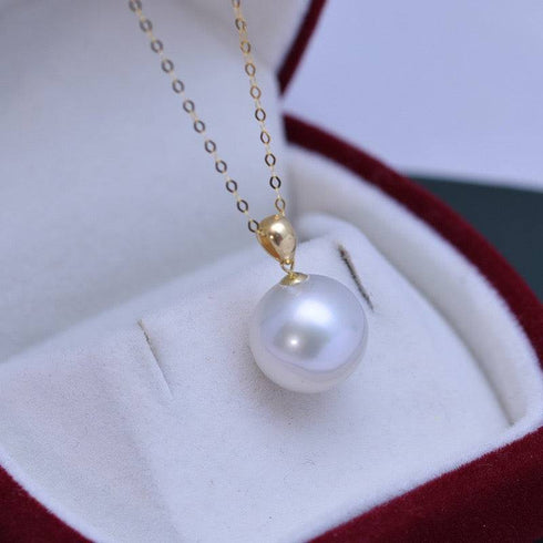 Classic Freshwater Pearl Pendant Necklace - House Of Pearls