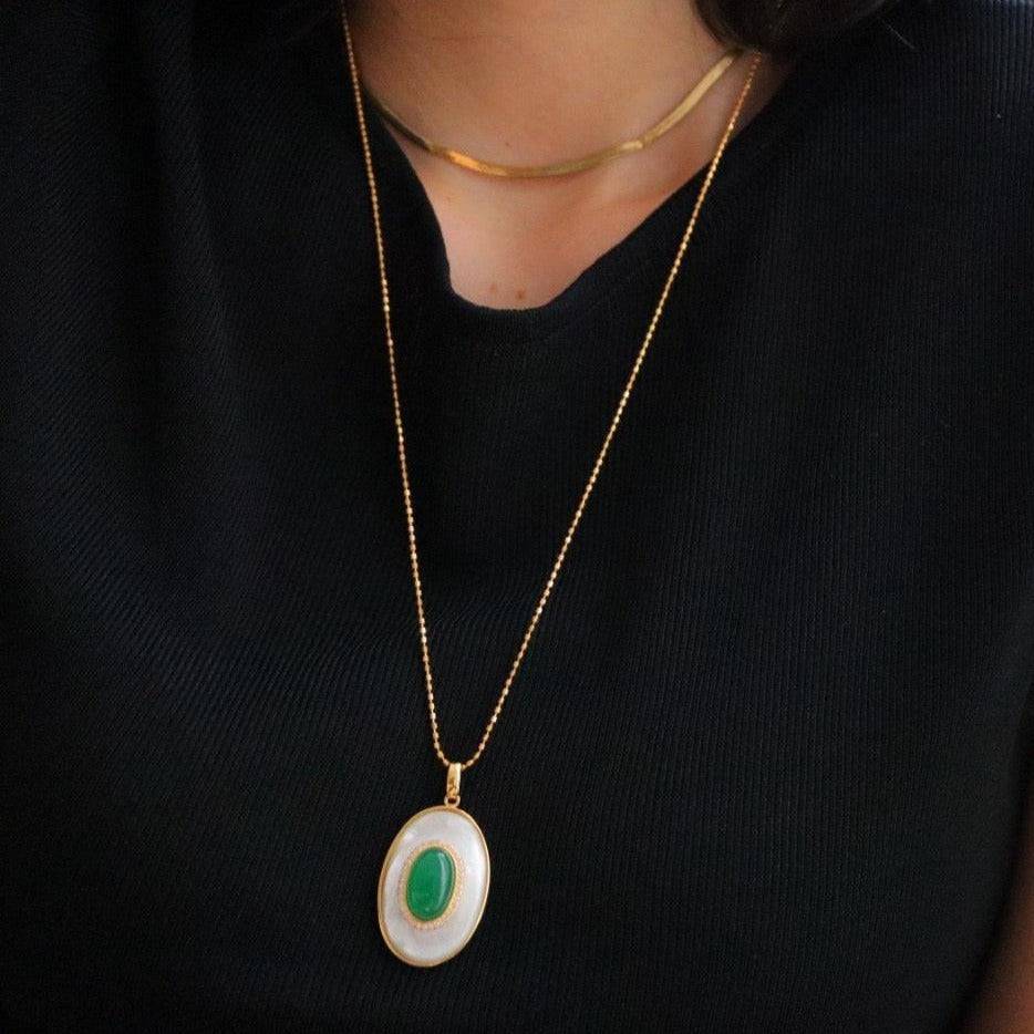 Green Onyx Mother of Pearls Pendant Necklace Gold selling Vermeil