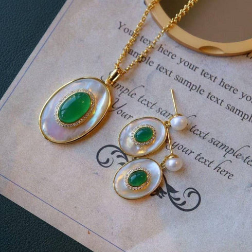 Green Onyx Mother of Pearls Pendant Necklace Gold Vermeil - House Of Pearls