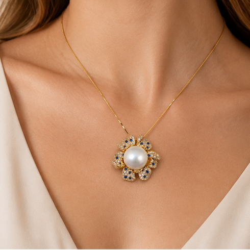 Edison Pearl Floral Sapphire Halo pendant necklace, gold-tone setting with pearl center and blue accents — House Of Pearls - JX