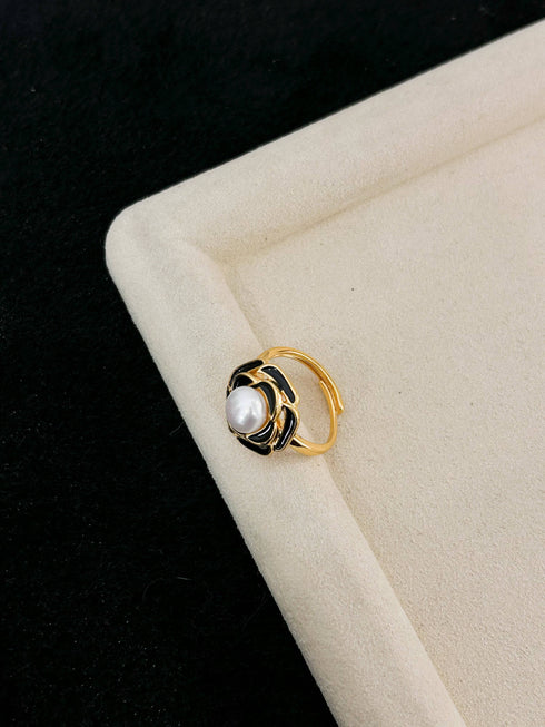 Black Camellia Pearl Jewelry Set - House Of Pearls