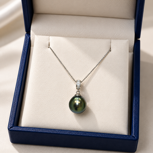 Tahitian pearl CZ pendant necklace in sterling silver with a green-black 10–11mm pearl