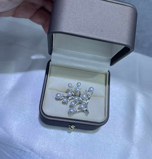 Tree of Happiness Pearl Brooch/Pendant - Necklaces made with hand-selected pearls from House of Pearls