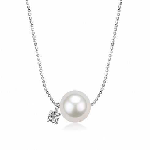 Freshwater Pearl & Pendant Necklace by House of Pearls on a silver chain with pearl centerpiece and diamond pendant