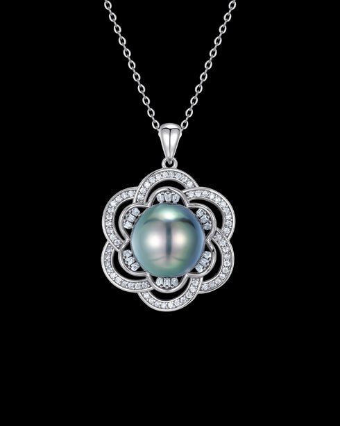 10–11mm Tahitian Pearl Zircon Petal Pendant Necklace